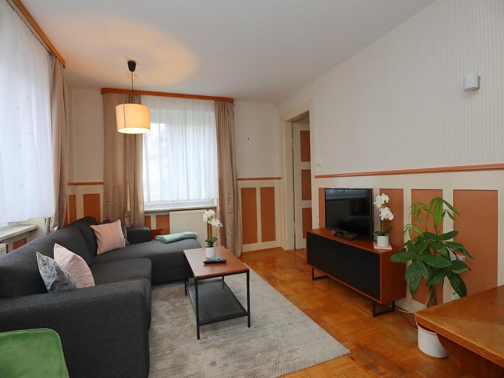 Cozy Apartment In Schwenningen With Garden Villingen-Schwenningen Ngoại thất bức ảnh